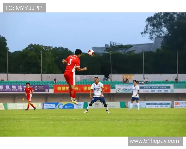 马上踢足球球星展现非凡实力引领绿茵赛场激情风暴